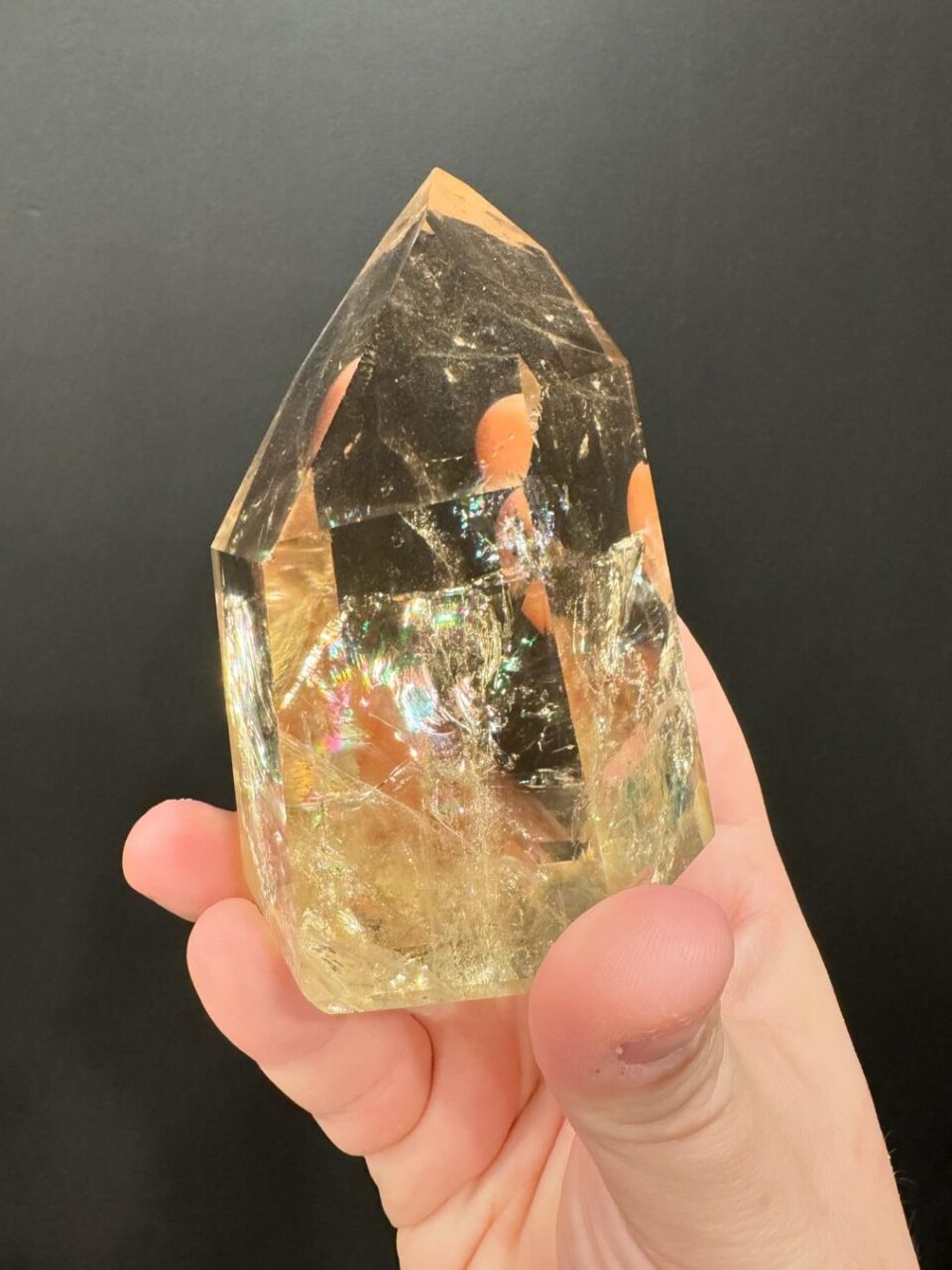 https://horoscopeshub.com/wp-content/uploads/2024/05/Citrine-960x1280.jpg